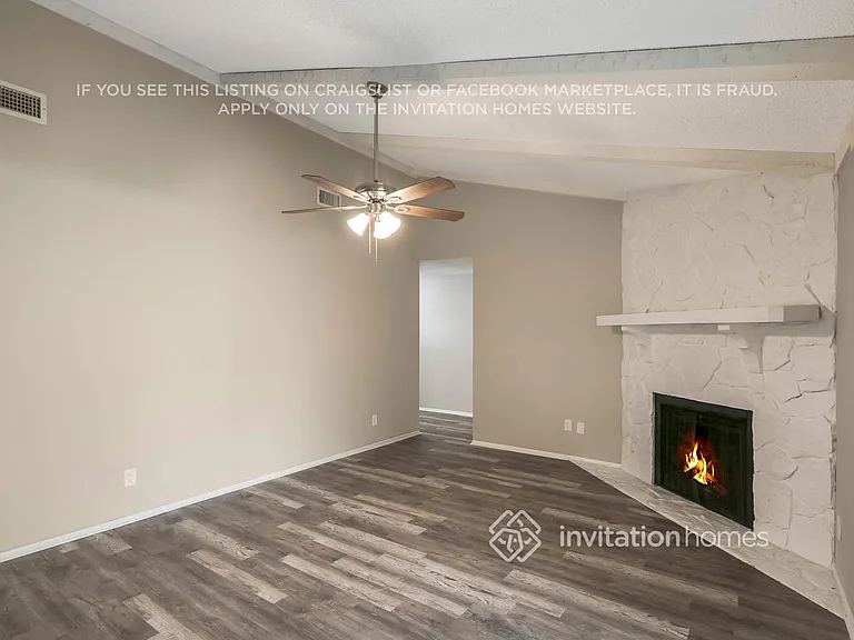 933 Hillrise Dr — Photo 5