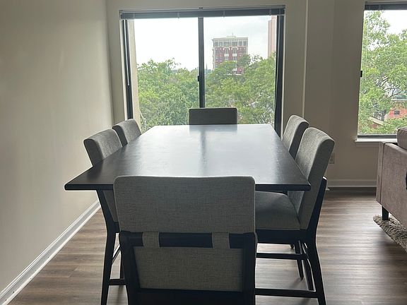 5th image of 255 College Pl #89