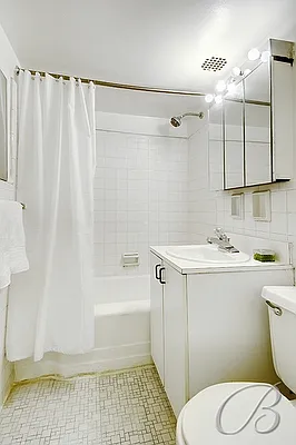 Sold by Bellmarc Realty | media 7