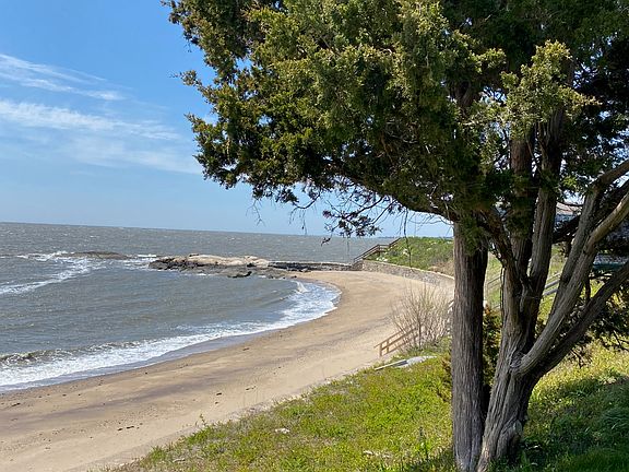 106 Buffalo Bay Road