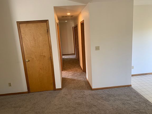 5th image of 2321 N Glenisle Ave #A