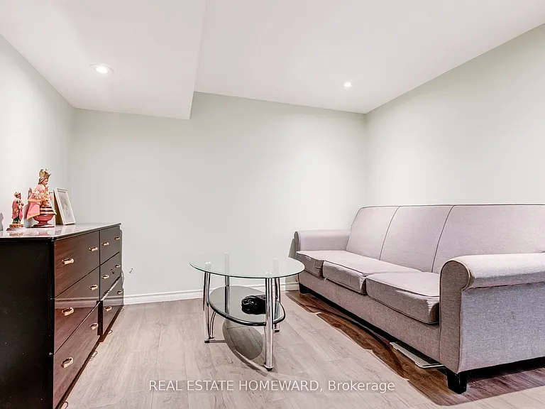 113 Porchester Dr #BASEMENT — Photo 14