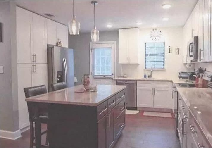 Kitchen with Island