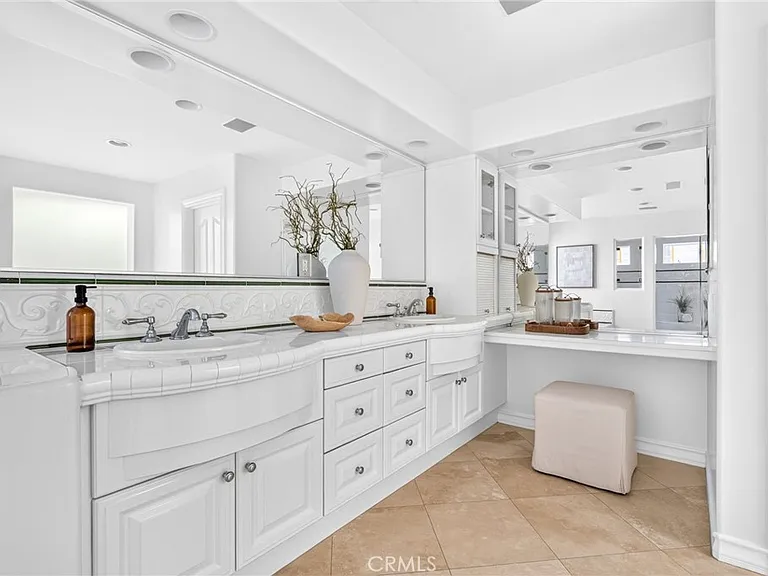 10 Cape Andover — Photo 44