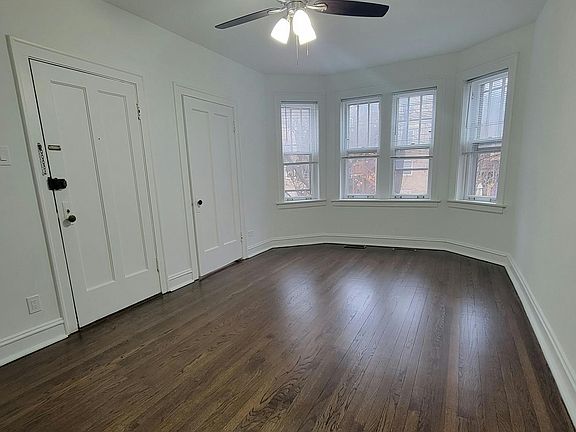 5th image of 2016 W Estes Ave #1