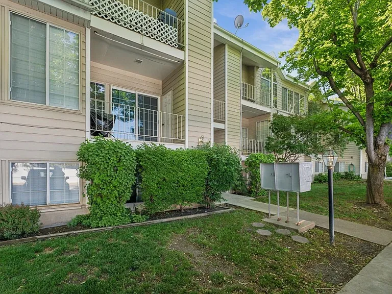 650 S Main St #4101 — Photo 17