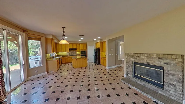 1692 Woodhaven Cir — Photo 67