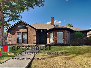 2109 Whitehurst Ln, Carrollton, TX 75007