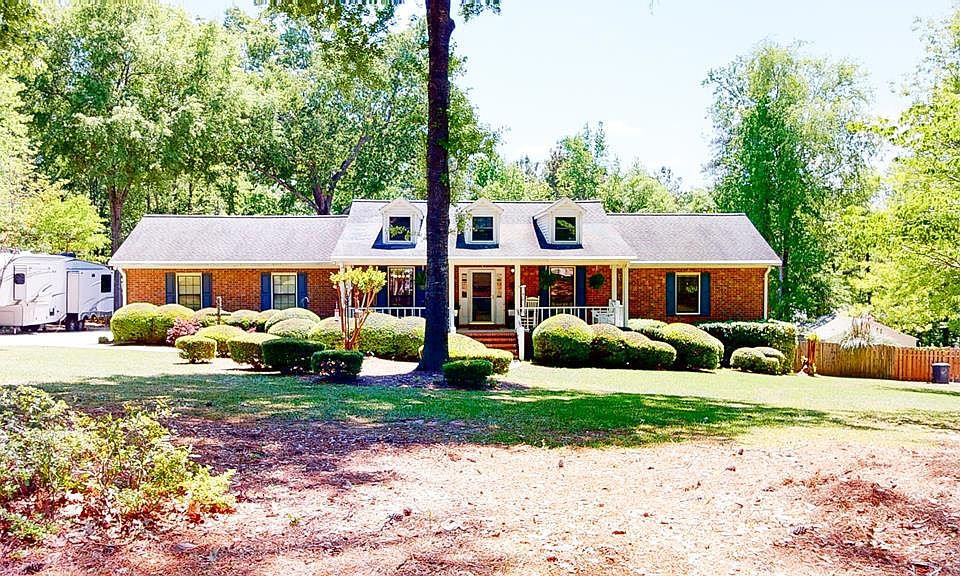 1st image of 4158 Rivermont Dr