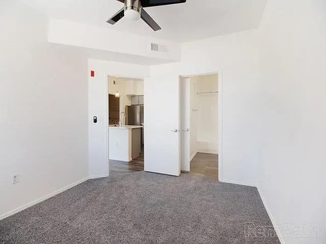 5302 E Van Buren St — Photo 9