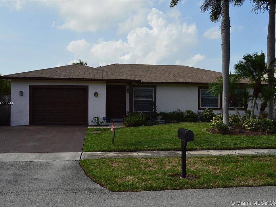 1st image of 9921 NW 46th Ct