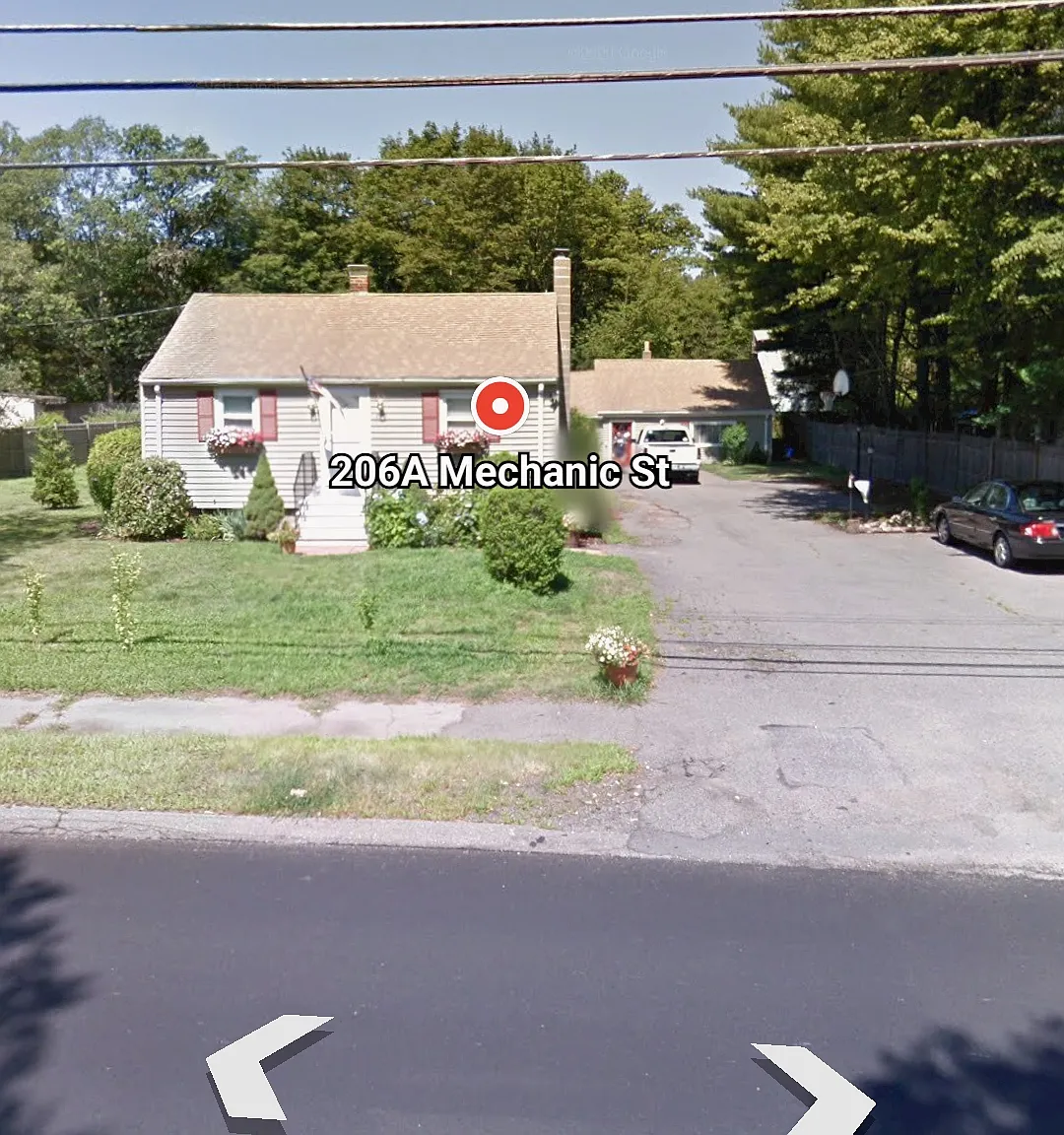 3 bed, 1.5 bath, 1100 sqft, $2,700 — Photo 1