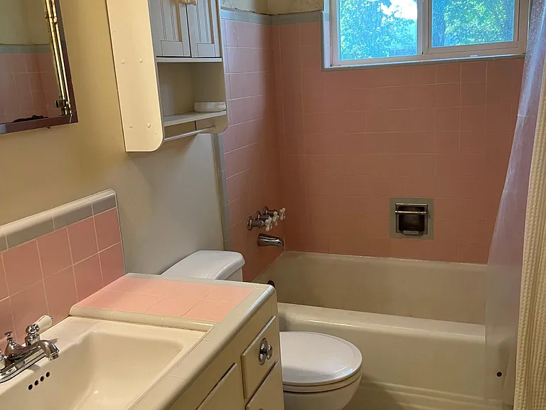4239 E Flower St — Photo 30