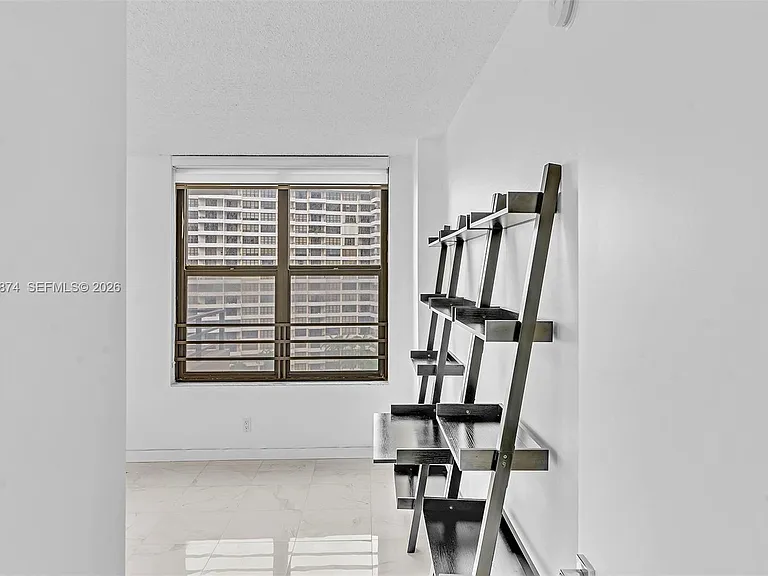 2500 Parkview Dr #1219 — Photo 20