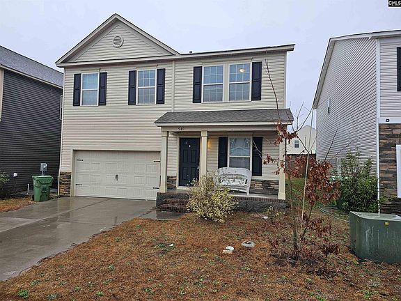 2nd image of 940 Yarrow Ln