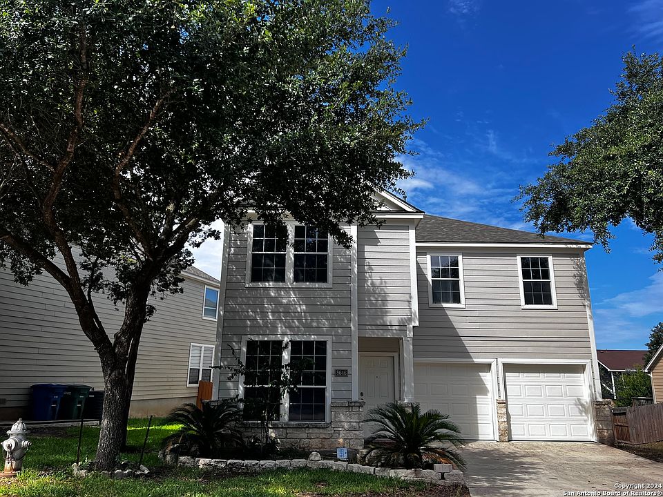 1st image of 8646 Saratosa Woods