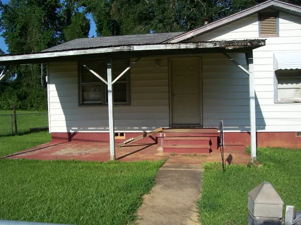 1501 Spring Dr, Opelika, AL 36801