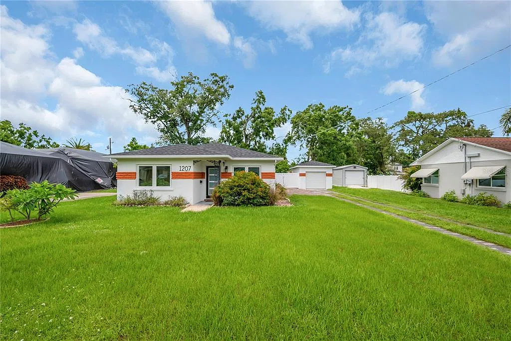3 bed, 2.0 bath, 1450 sqft, $4,500 — Photo 3