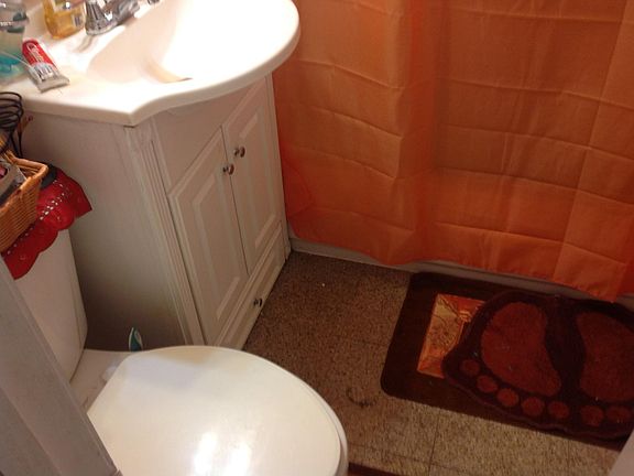 tiled bathroom