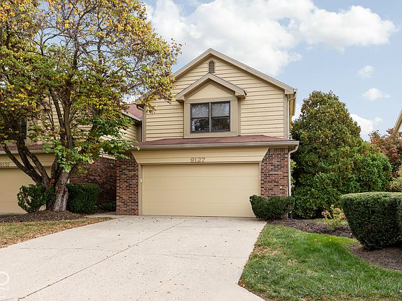 2nd image of 8127 Farmhurst Ln
