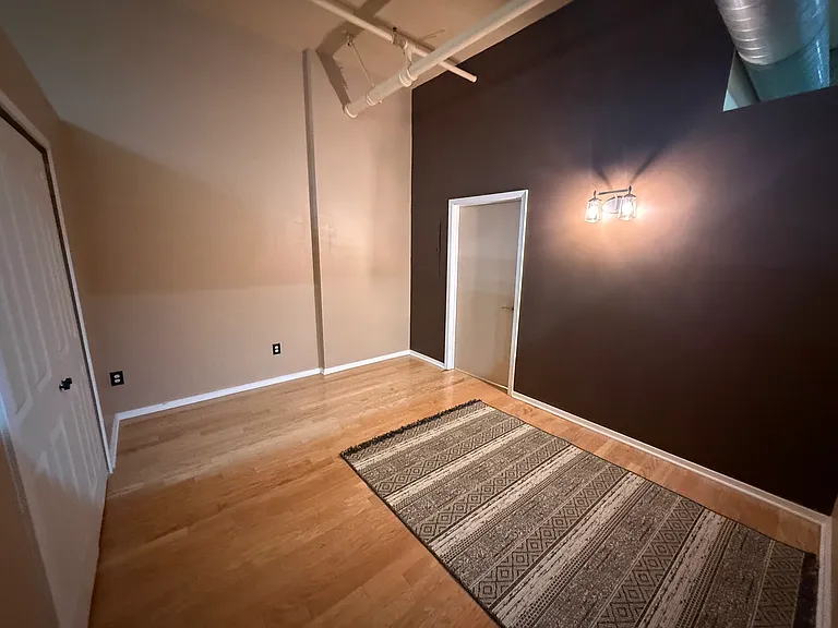 200 Main St #209 — Photo 11