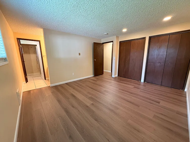 13410 E 7th Ave — Photo 9