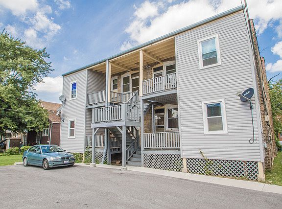 5th image of 2435 New St #4