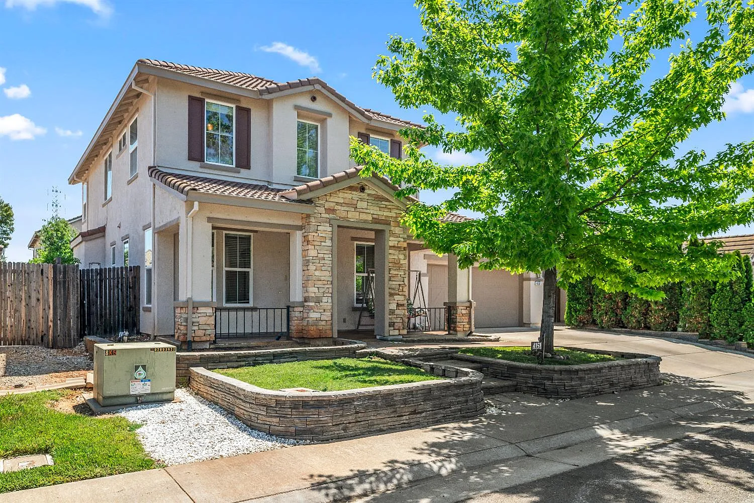 4151 Etoway Way photo 1