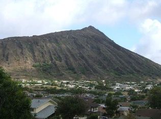 1096 Wainiha St APT C, Honolulu, HI 96825