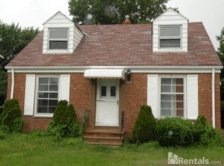 10513 Penfield Ave, Garfield Heights, OH
