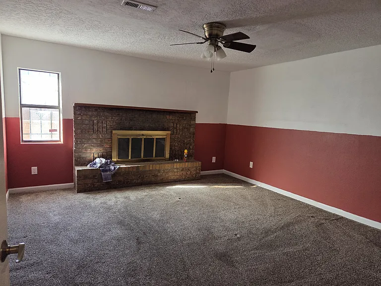 921 Madeira Dr SE — Photo 5