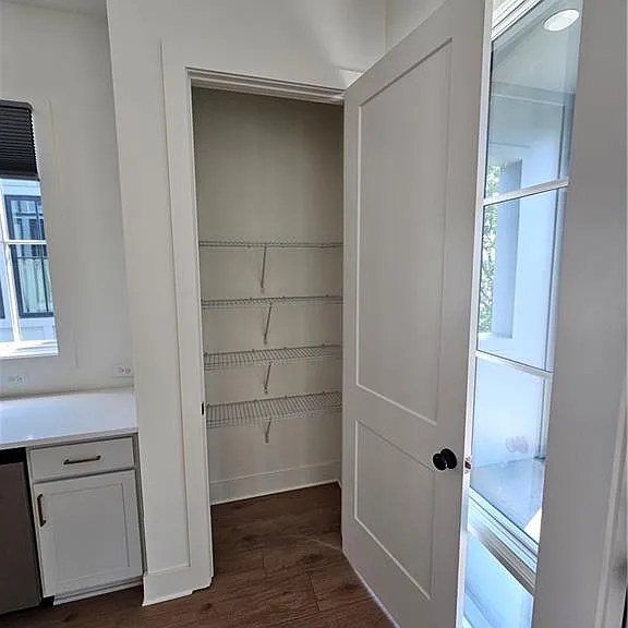 1294 Longreen Ter NW #2 — Photo 8