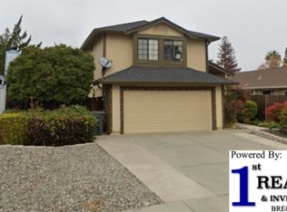 903 Meadowhawk Dr, Vacaville, CA 95687
