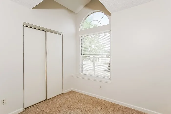 214 Deer Bridge Dr — Photo 9