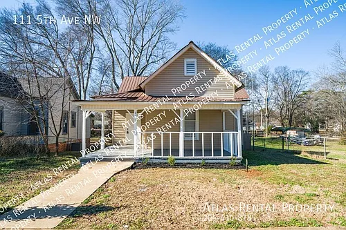 111 5th Ave NW Photo 1