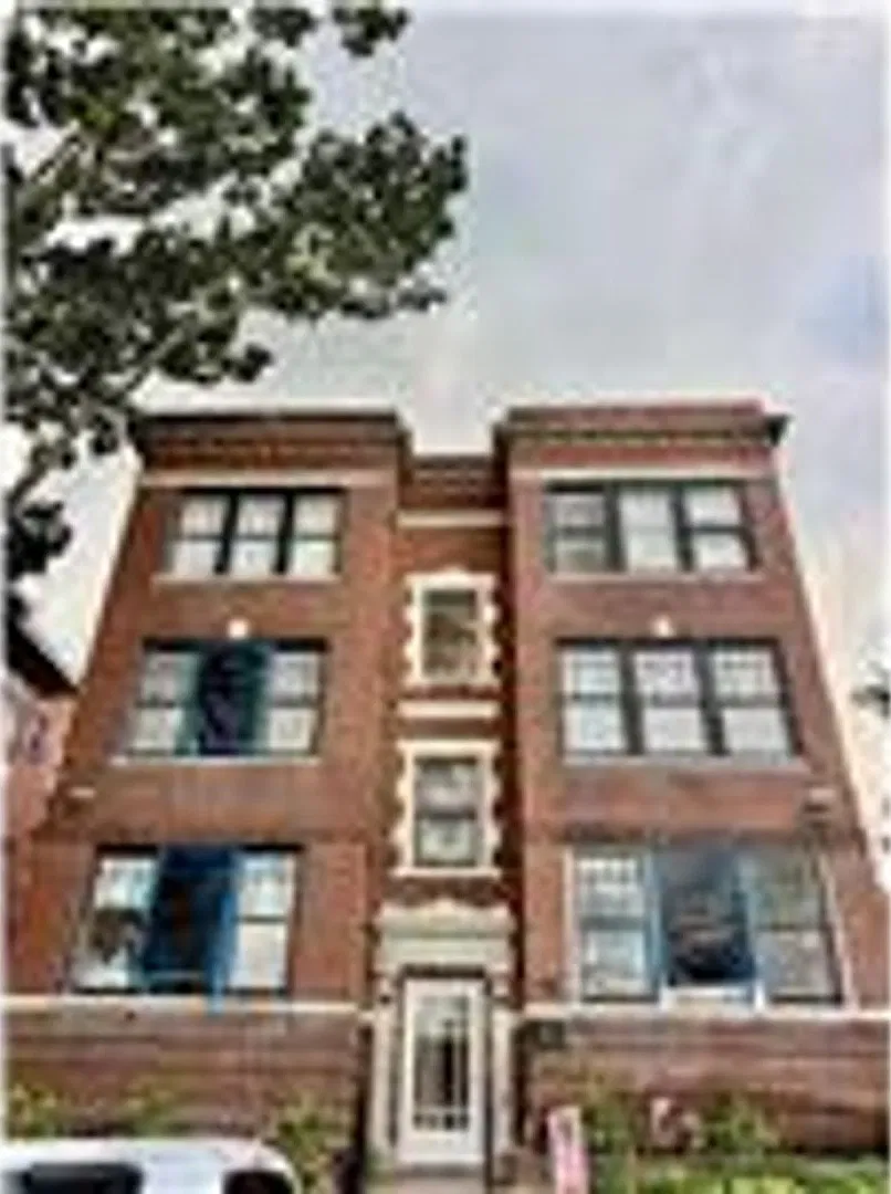 527 Clara Ave — Photo 2