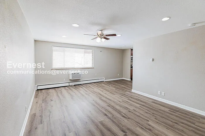 1243 N Washington St #402 — Photo 7