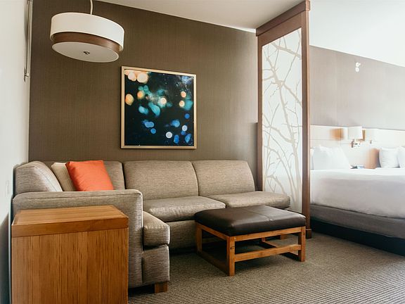 4th image of 650 University City Blvd #207