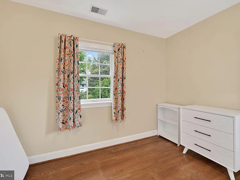 5105 34th St NW — Photo 19