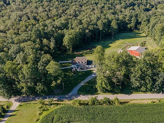 2nd image of 25601 Ridge Rd