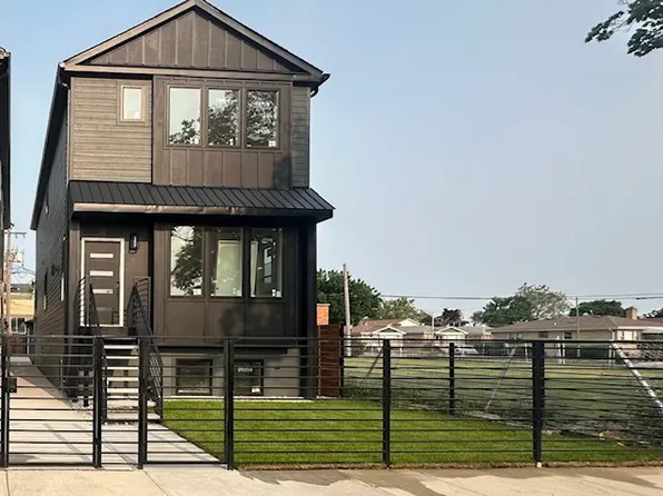 2846 N Sayre Ave, Chicago, IL 60634