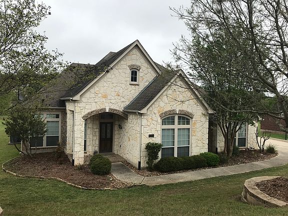 2nd image of 8315 Monument Oak