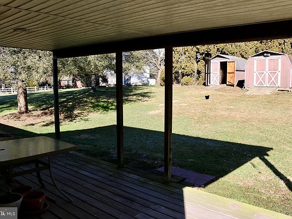 3rd image of 130 Carol Dr