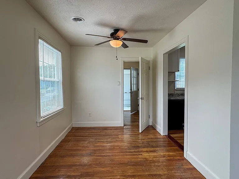 1809 Geffert Dr — Photo 6