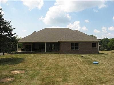 2nd image of 503 Nature Ln