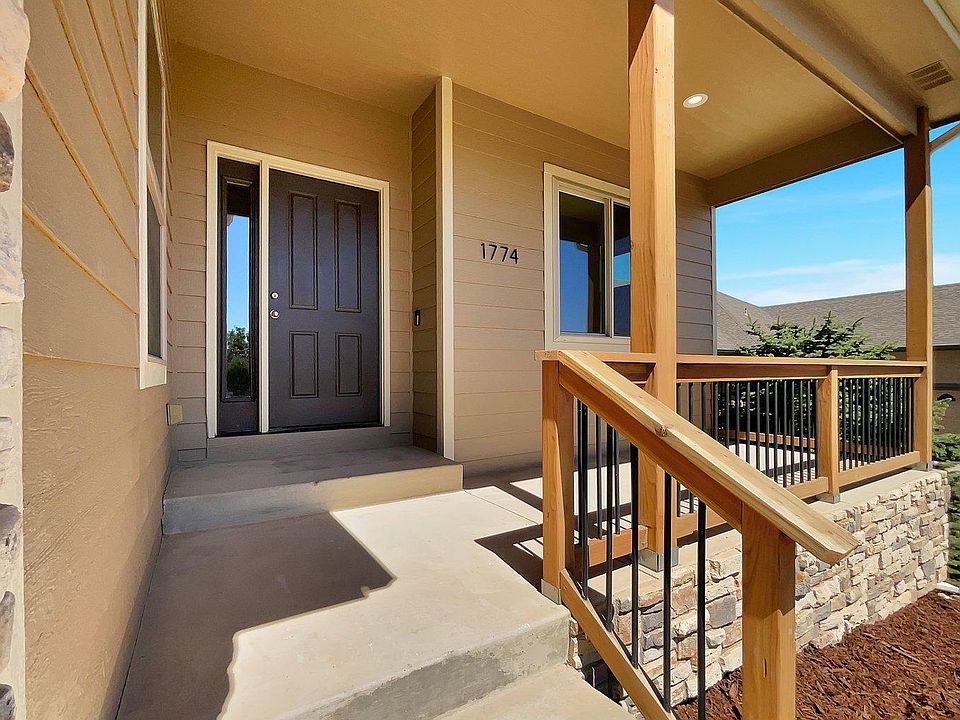 1st image of 1775 Green River Dr #11