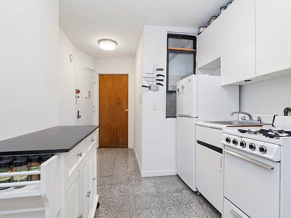 3rd image of 334 E 82nd St #3SE