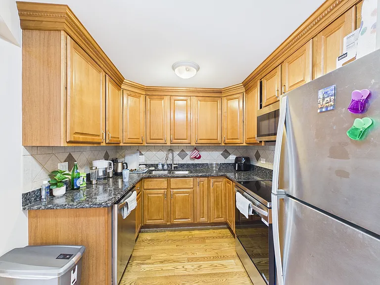 2210 S Goebbert Rd #226 — Photo 12