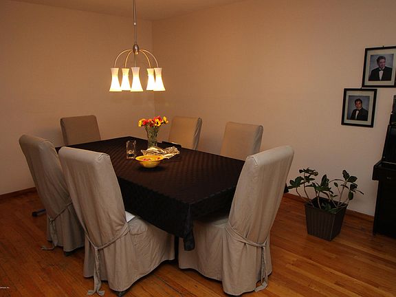 5th image of 180 Dinsmore St APT B