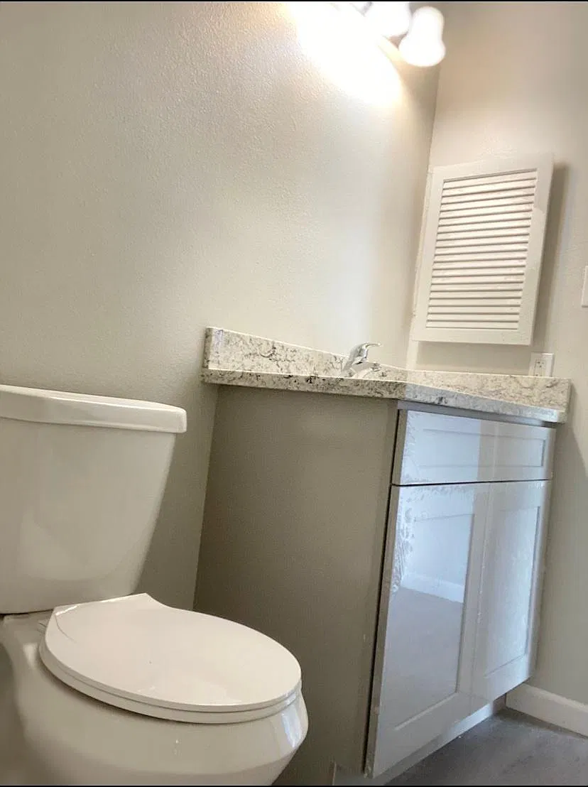 513 Fife Lane — Photo 4